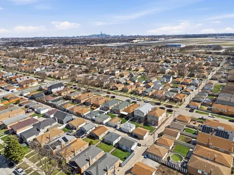 5836 South Mayfield Avenue Chicago IL 60638