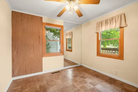 3815 Midway Drive Island Lake IL 60042