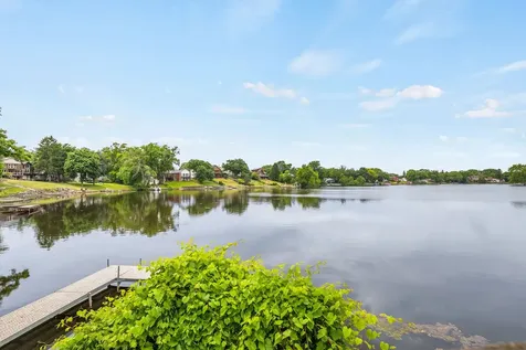 3815 Midway Drive Island Lake IL 60042