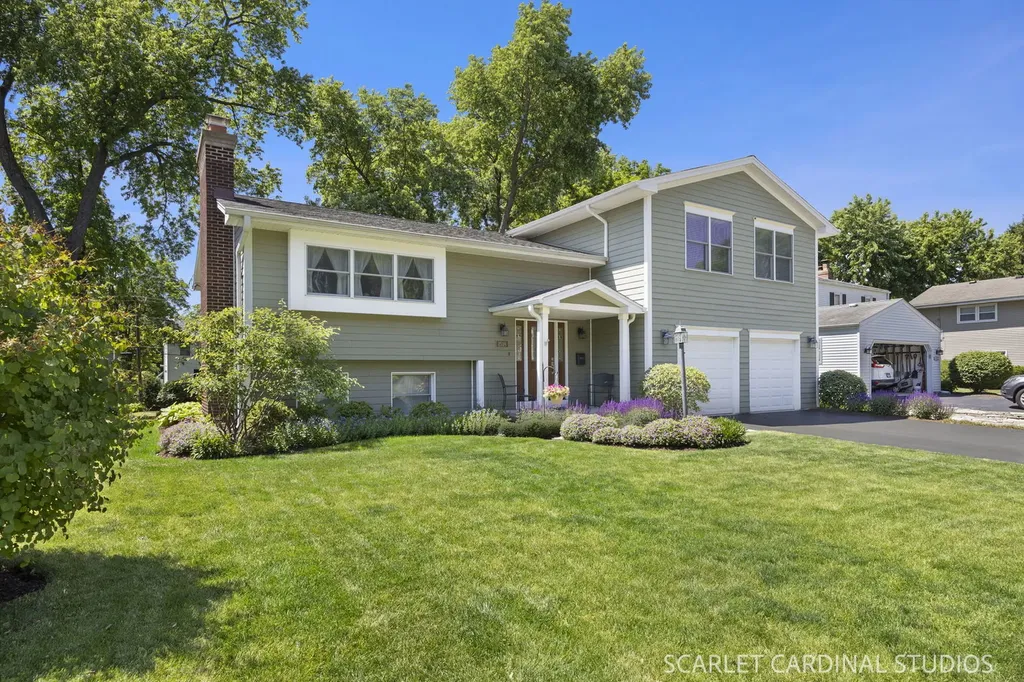 1518 Center Avenue Wheaton IL 60189