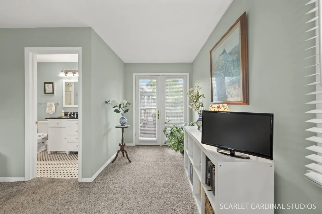 1518 Center Avenue Wheaton IL 60189