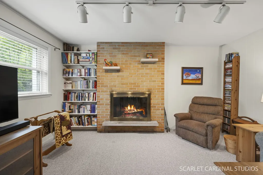 1518 Center Avenue Wheaton IL 60189