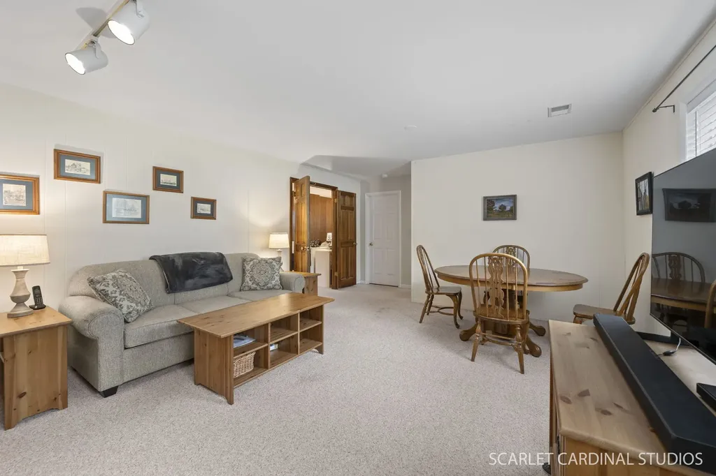 1518 Center Avenue Wheaton IL 60189