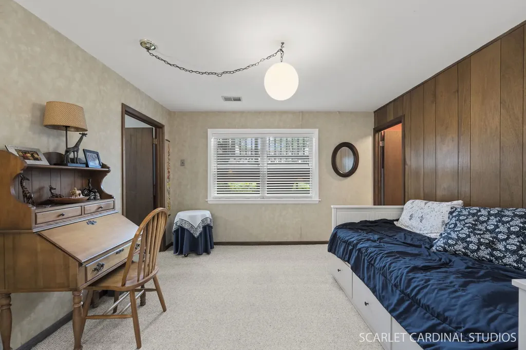1518 Center Avenue Wheaton IL 60189