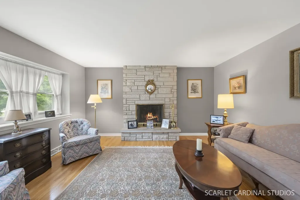 1518 Center Avenue Wheaton IL 60189