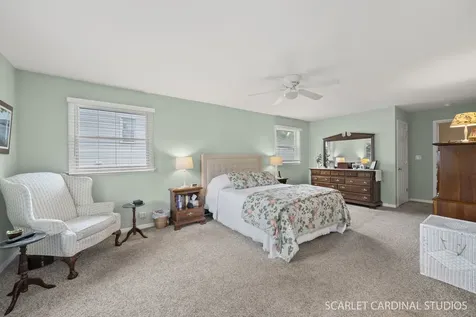 1518 Center Avenue Wheaton IL 60189