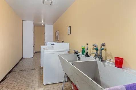 10408 Menard Avenue Oak Lawn IL 60453