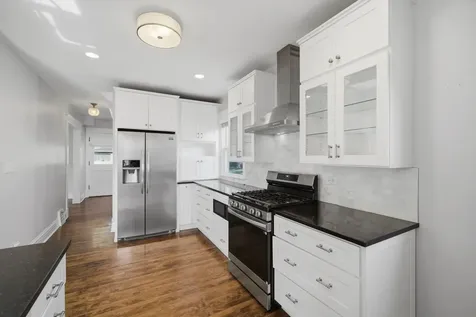 840 South Humphrey Avenue Oak Park IL 60304