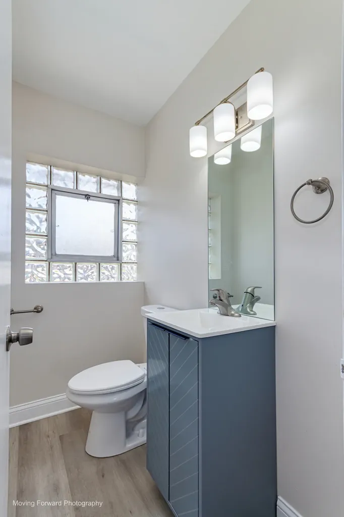 1651 East 91st Street Chicago IL 60617