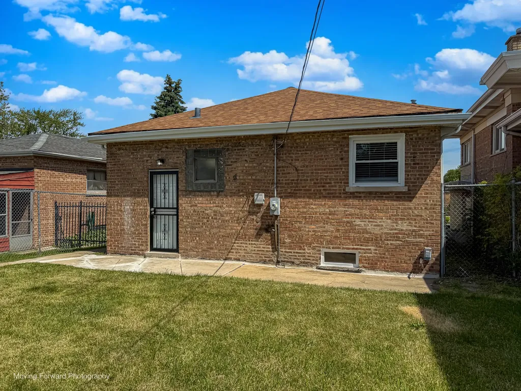 1651 East 91st Street Chicago IL 60617