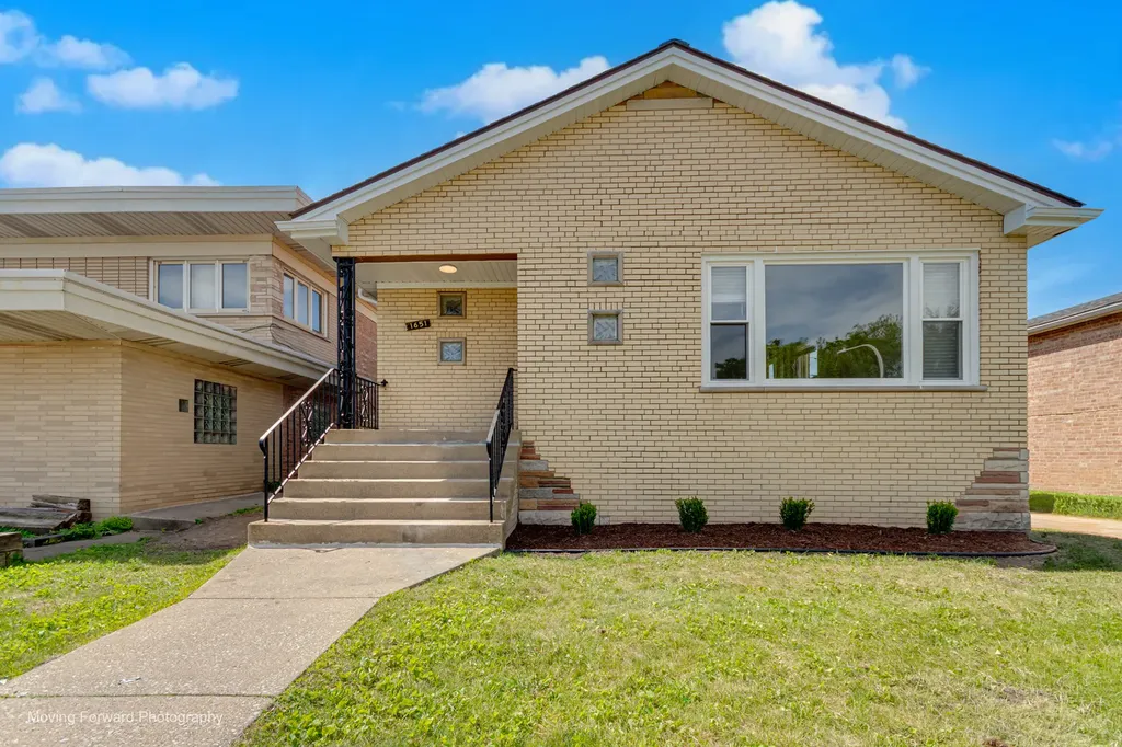 1651 East 91st Street Chicago IL 60617