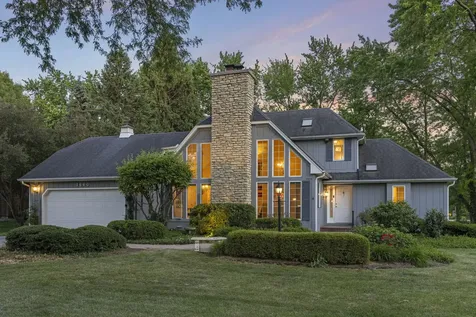 1660 J Pankow Drive Geneva IL 60134