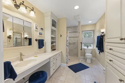 1660 J Pankow Drive Geneva IL 60134