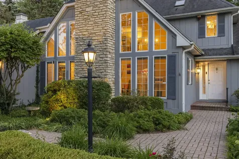 1660 J Pankow Drive Geneva IL 60134