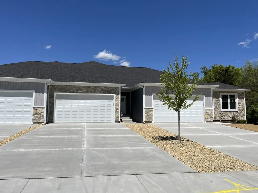 972 Meadow Lane Marengo IL 60152