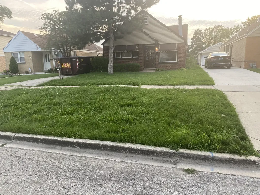 44 50TH Avenue Bellwood IL 60104
