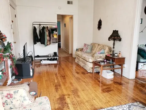 3516 North Broadway Street Chicago IL 60657