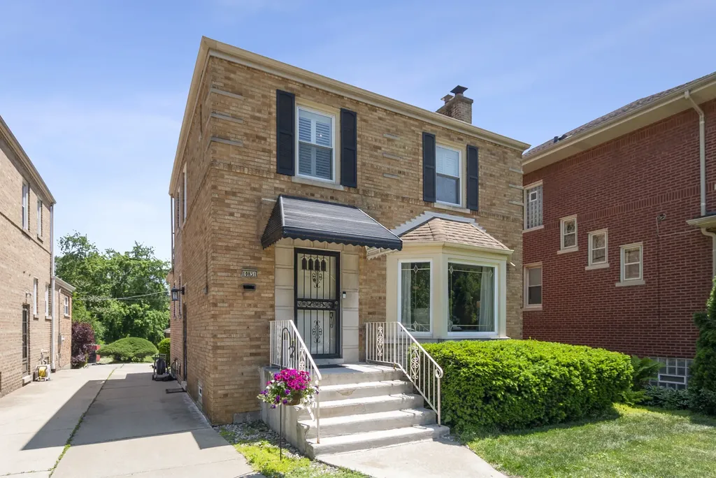 10831 South Longwood Drive Chicago IL 60643