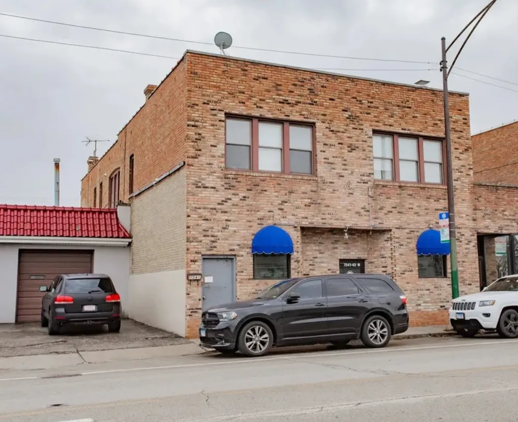 7541 West Irving Park Road Chicago IL 60634