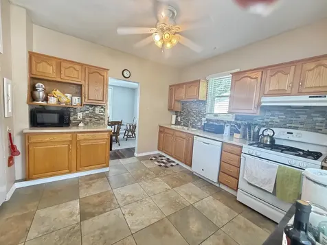 1210 South Oak Street Bloomington IL 61701
