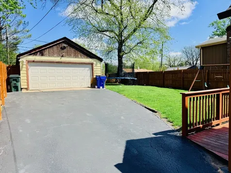 11709 South Hamlin Avenue Alsip IL 60803