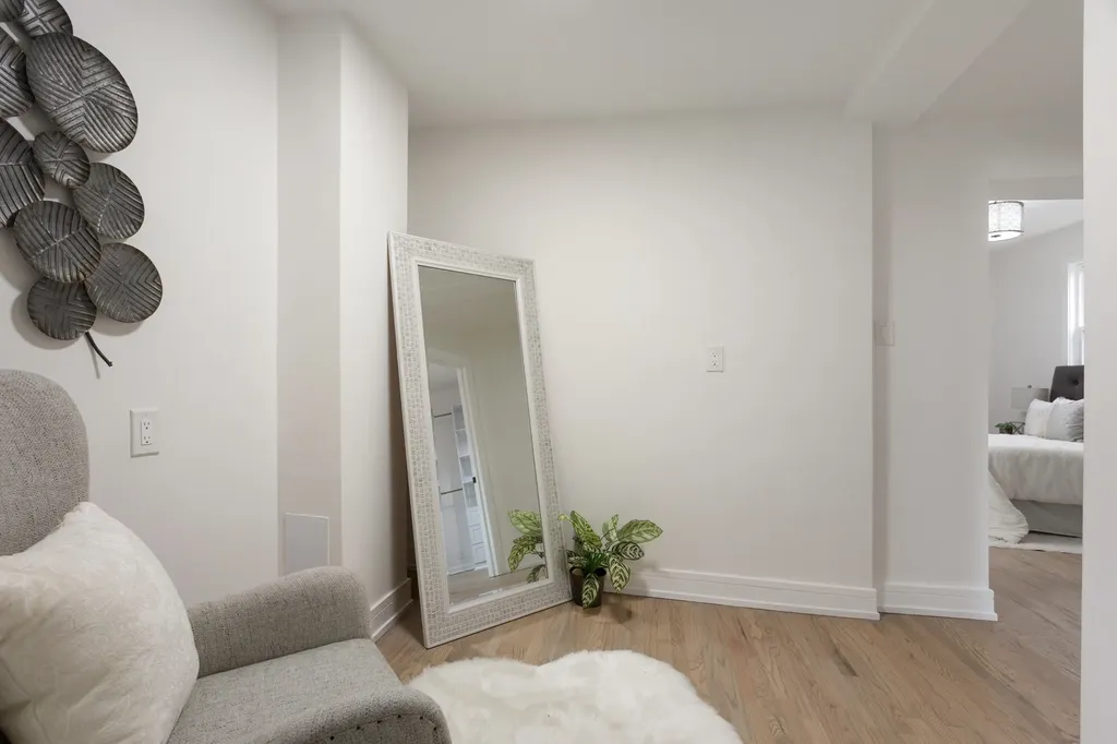 2456 West Huron Street Chicago IL 60612
