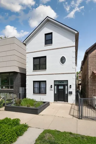 2456 West Huron Street Chicago IL 60612