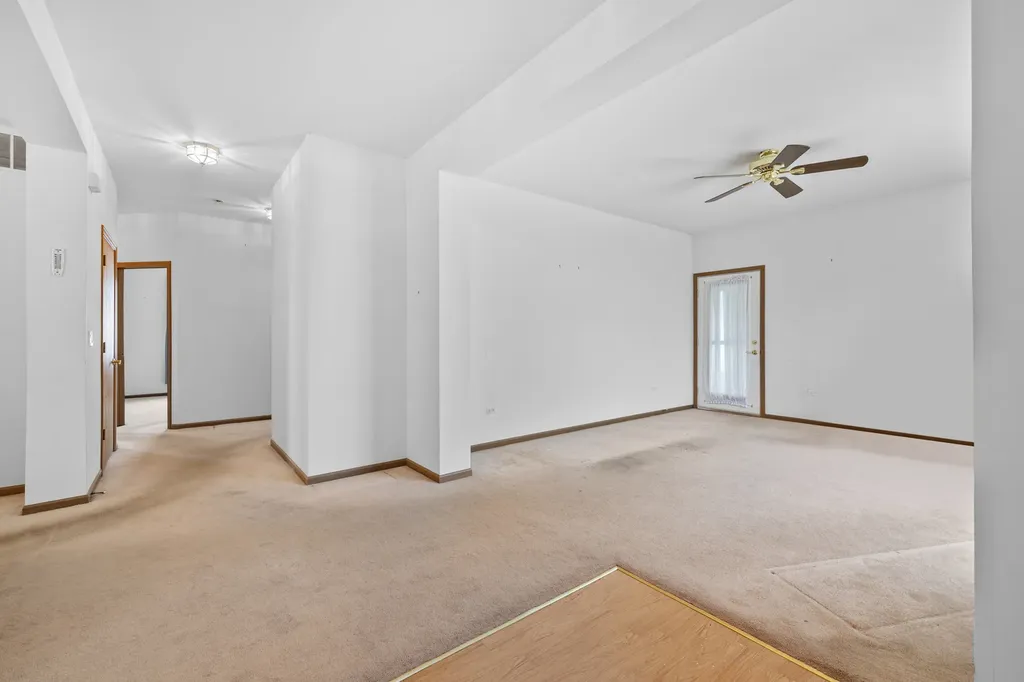 13761 South Redbud Drive Plainfield IL 60544