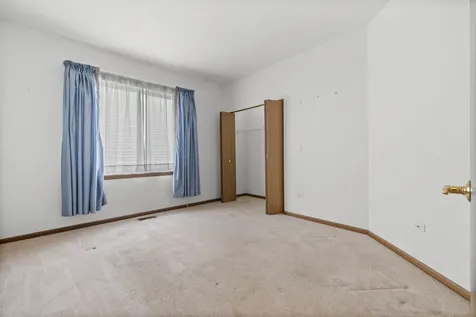 13761 South Redbud Drive Plainfield IL 60544