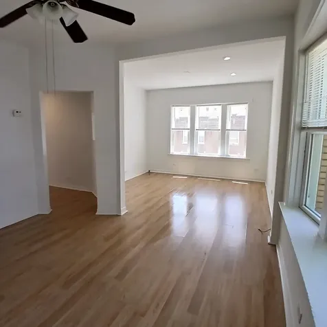 4652 West Palmer Street Chicago IL 60639
