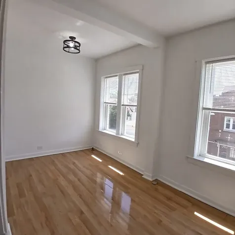 4652 West Palmer Street Chicago IL 60639