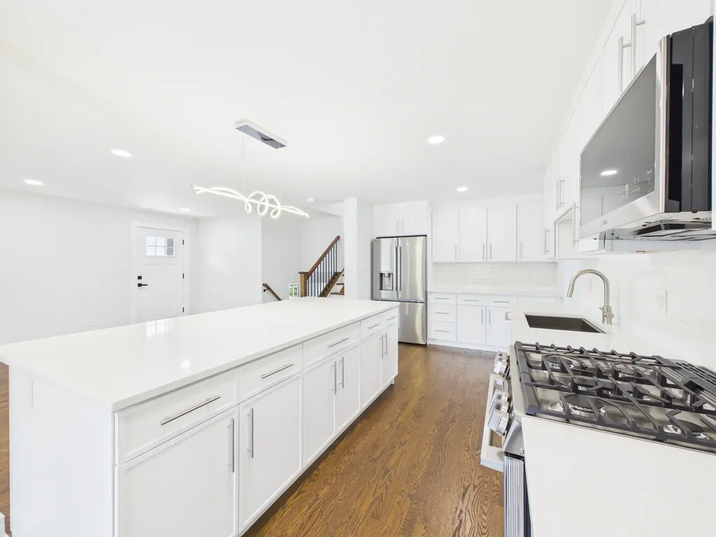 423 North Aldine Avenue Park Ridge IL 60068