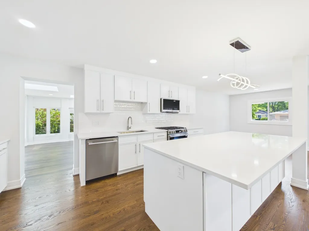423 North Aldine Avenue Park Ridge IL 60068