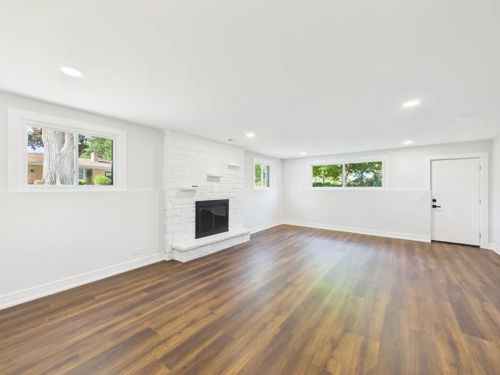 423 North Aldine Avenue Park Ridge IL 60068