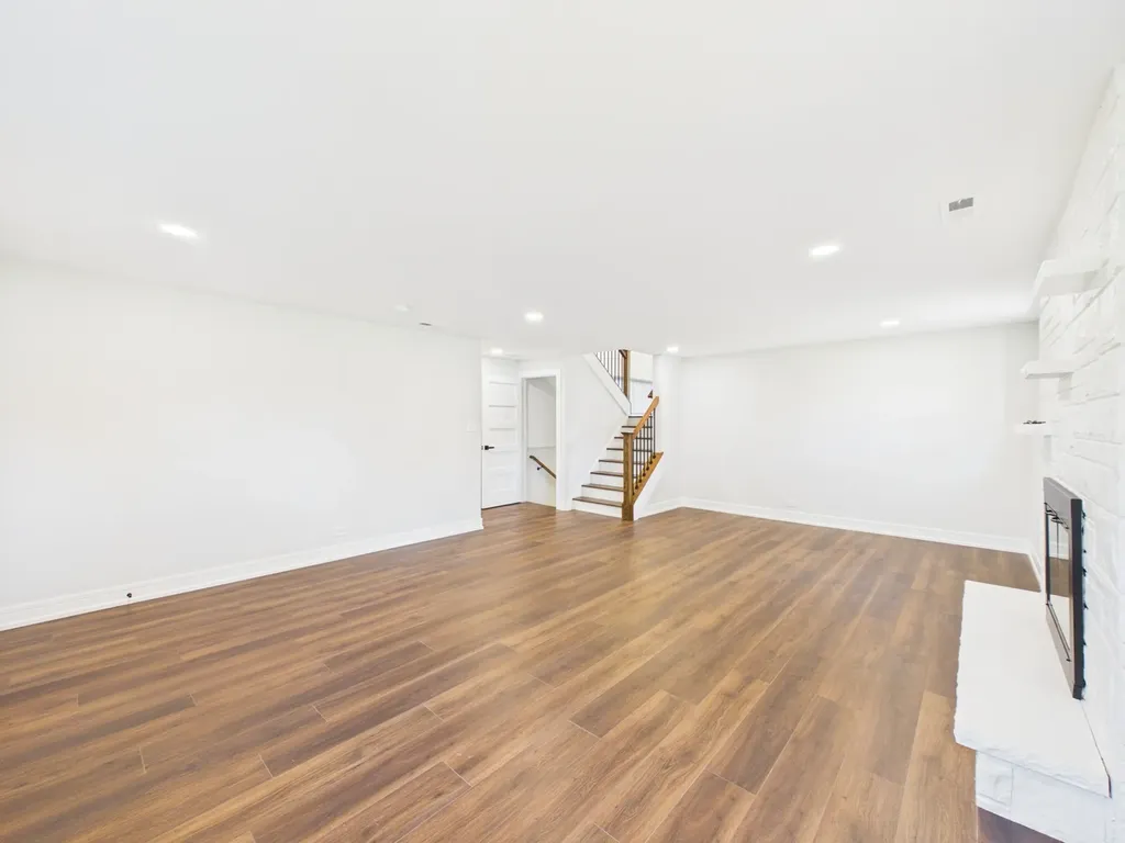 423 North Aldine Avenue Park Ridge IL 60068