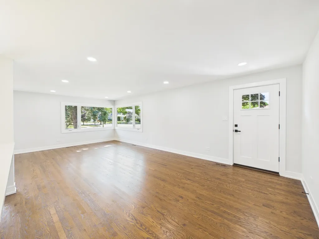 423 North Aldine Avenue Park Ridge IL 60068