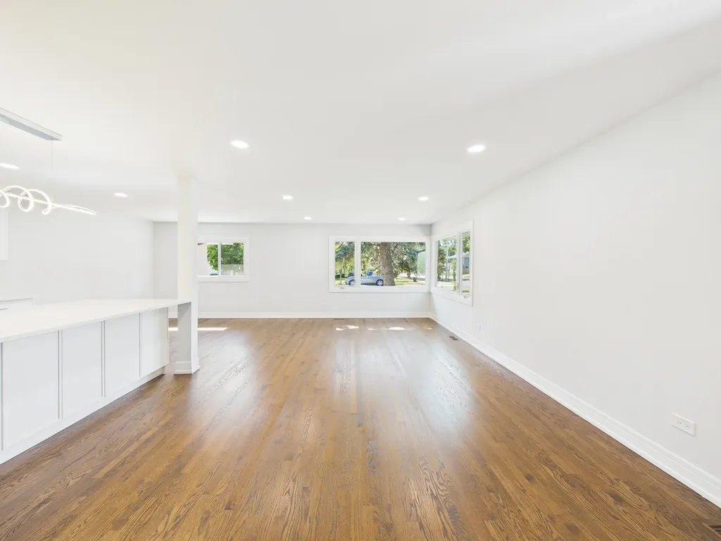 423 North Aldine Avenue Park Ridge IL 60068