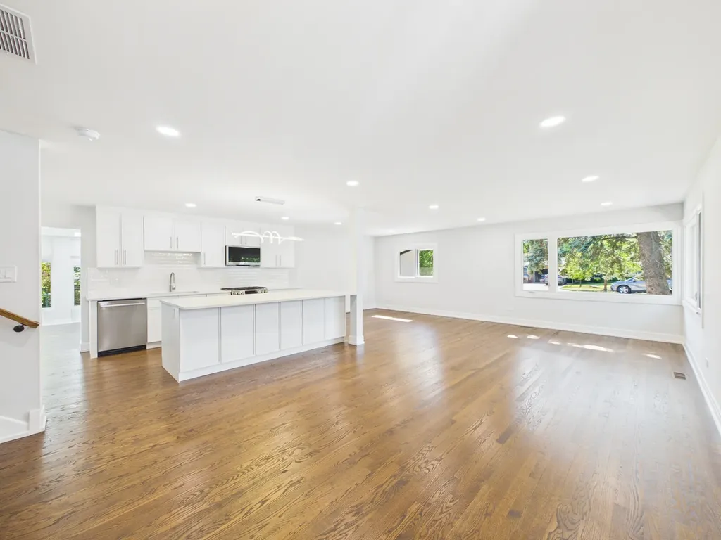 423 North Aldine Avenue Park Ridge IL 60068