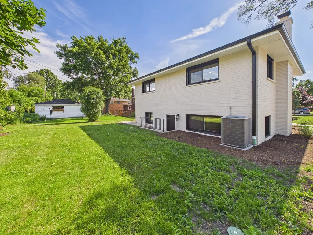 423 North Aldine Avenue Park Ridge IL 60068