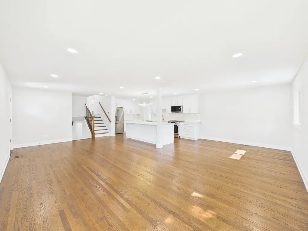 423 North Aldine Avenue Park Ridge IL 60068