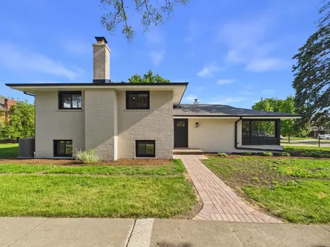 423 North Aldine Avenue Park Ridge IL 60068