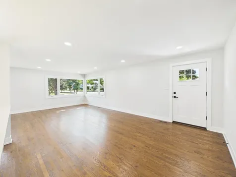 423 North Aldine Avenue Park Ridge IL 60068