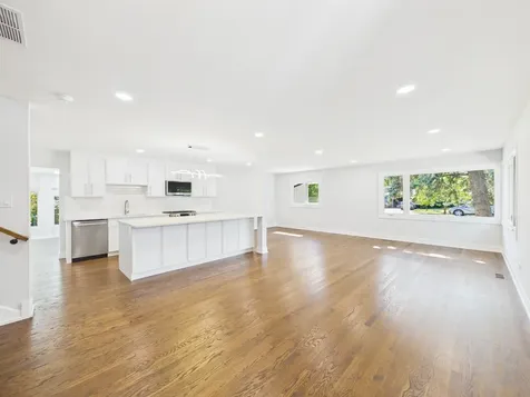 423 North Aldine Avenue Park Ridge IL 60068