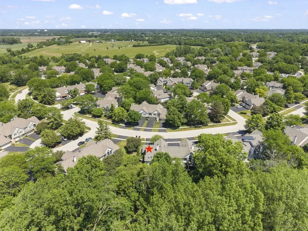 30W069 Penny Lane Warrenville IL 60555