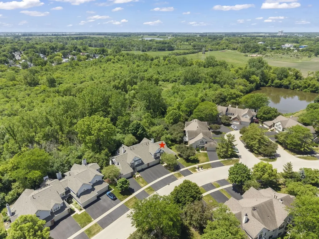 30W069 Penny Lane Warrenville IL 60555