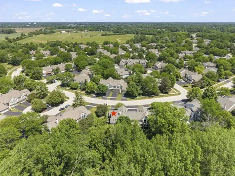 30W069 Penny Lane Warrenville IL 60555