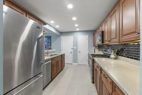 30W069 Penny Lane Warrenville IL 60555