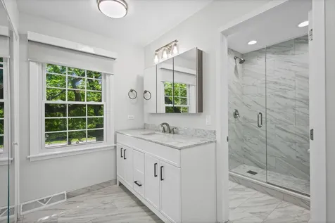 1150 Willow Lane Northbrook IL 60062
