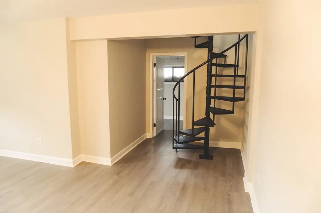 6034 North Wolcott Avenue Chicago IL 60660