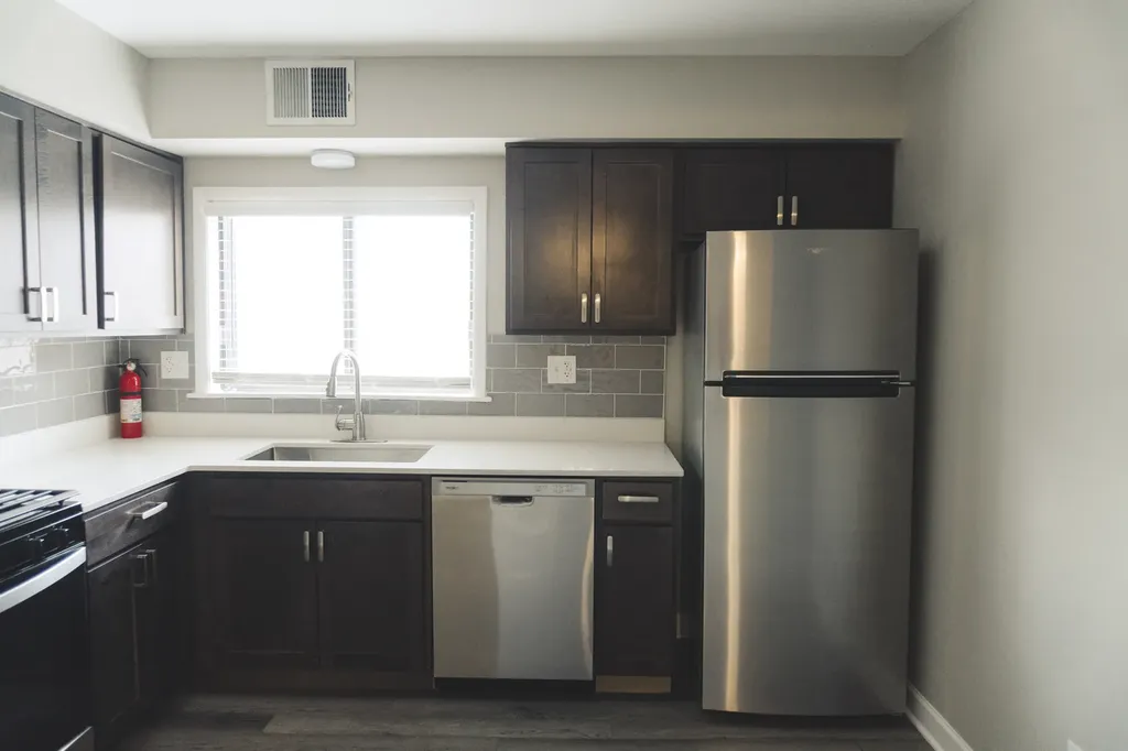6034 North Wolcott Avenue Chicago IL 60660